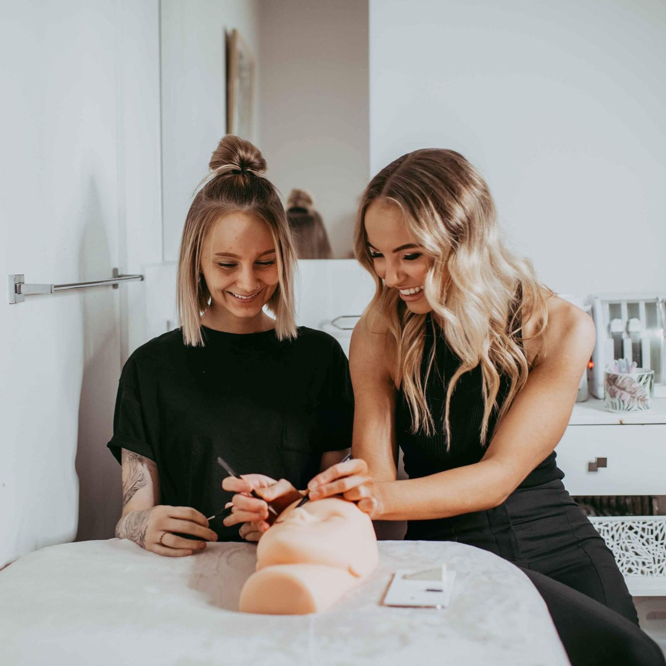 beauty masterclasses melbourne. lash extension classes.